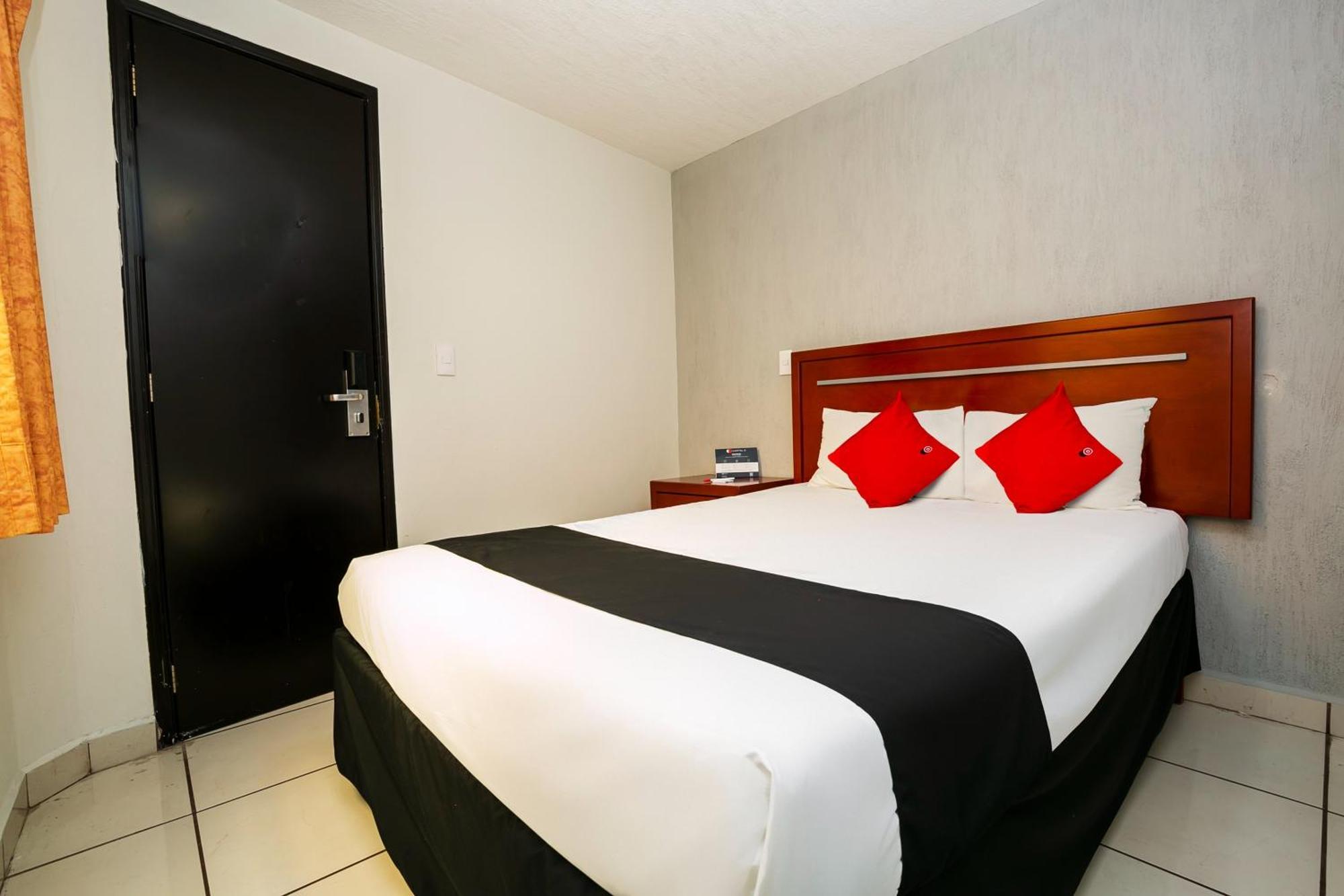 Capital O Hotel Victoria Morelia Exterior photo